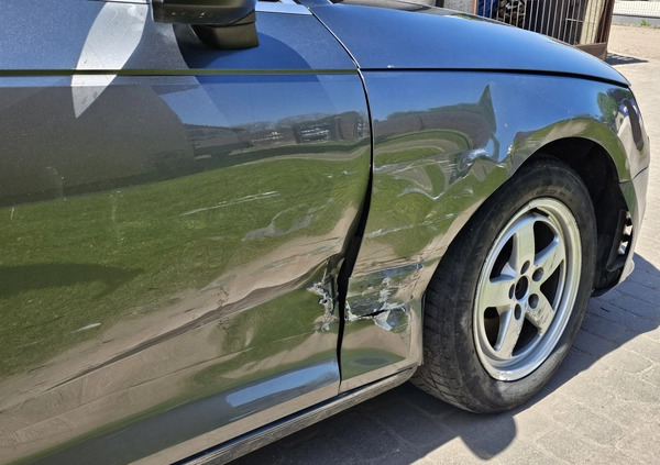Audi A4 cena 47600 przebieg: 173000, rok produkcji 2016 z Sułkowice małe 352